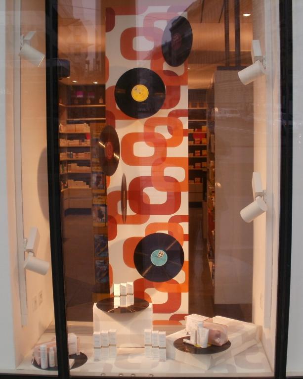 Auslage Langspiel-Platten 1 vor der 300. Sendung von Pirnis Plattenkiste